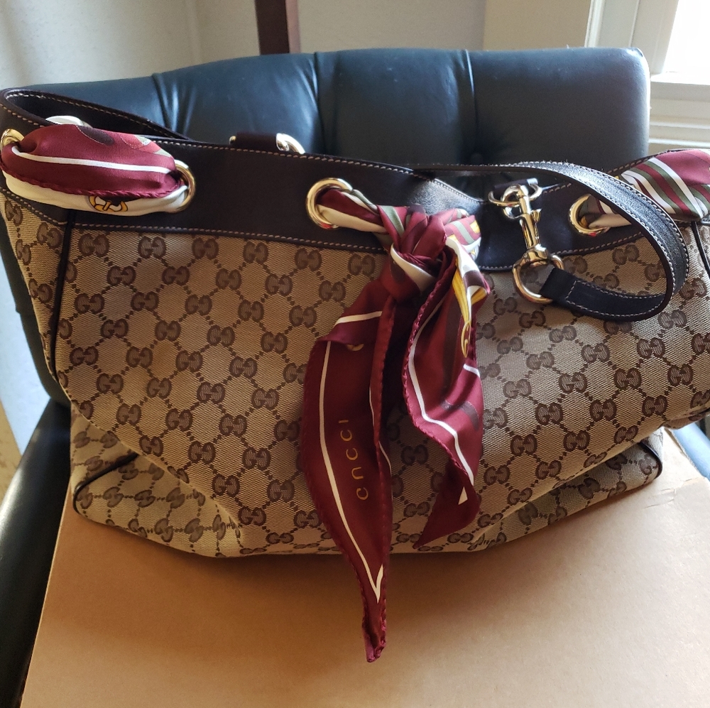 Gucci GG Scarf Tote